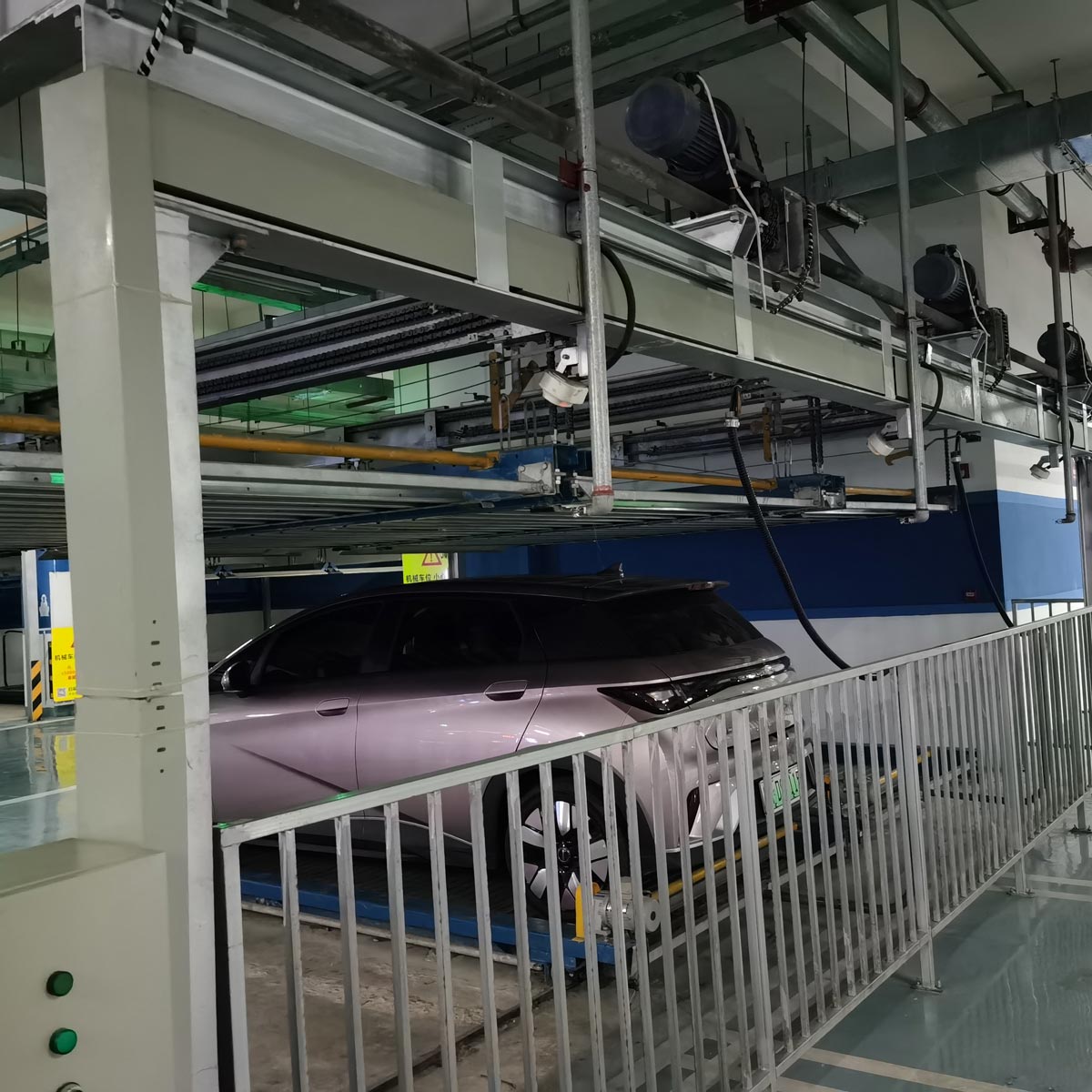南漳PSH3三层升降横移式机械立体停车设备